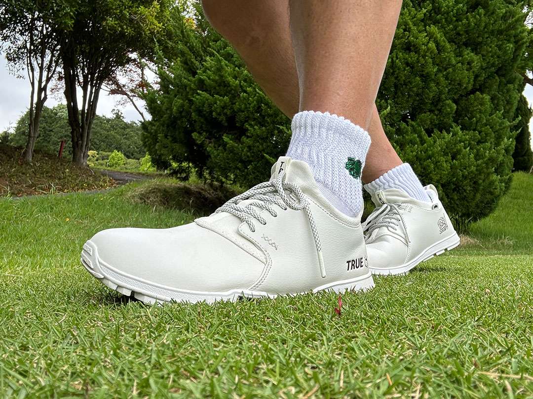 TRUE LINKS WEAR × KUCHIBUE GOLF ゴルフシューズ GO/LOOK!（ゴルック） | 【GO/LOOK!限定販売】Kuchibue Golf